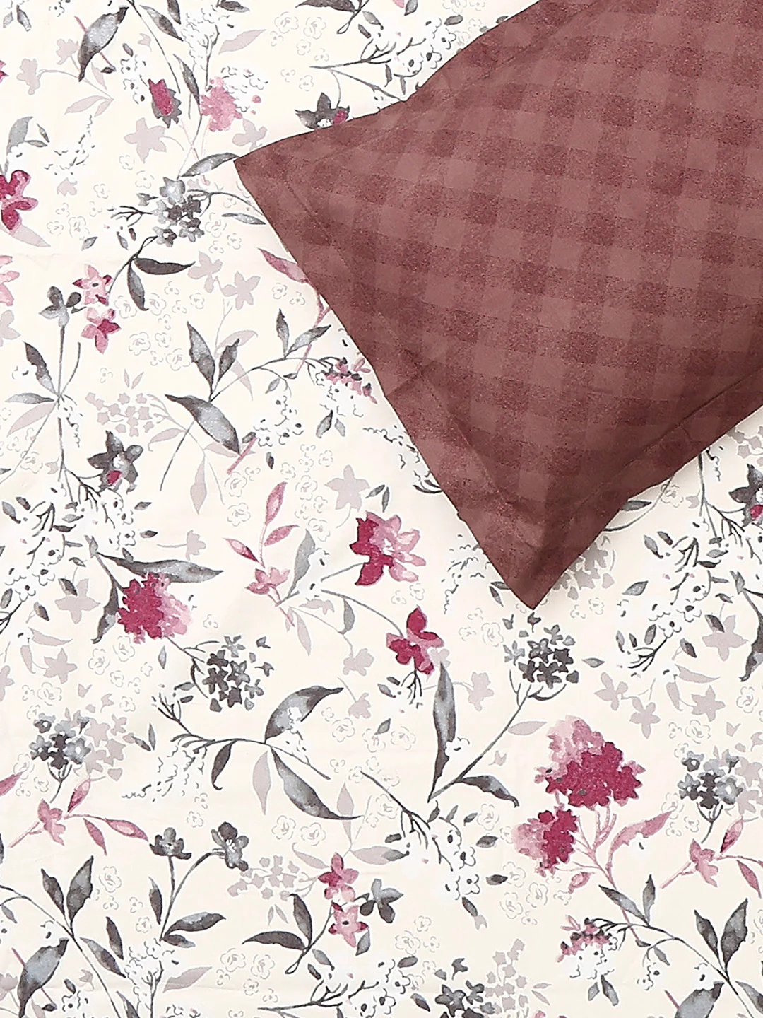 110 GSM Polyester Double Bed 1 Bedsheet with 2 Pillow Cover (Aromatica) - Image 5