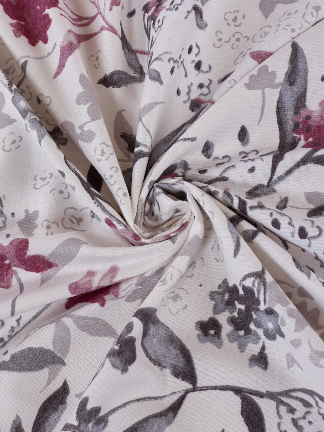 110 GSM Polyester Double Bed Bedsheet with 2 Pillow Covers Aromatica Collection - Image 4