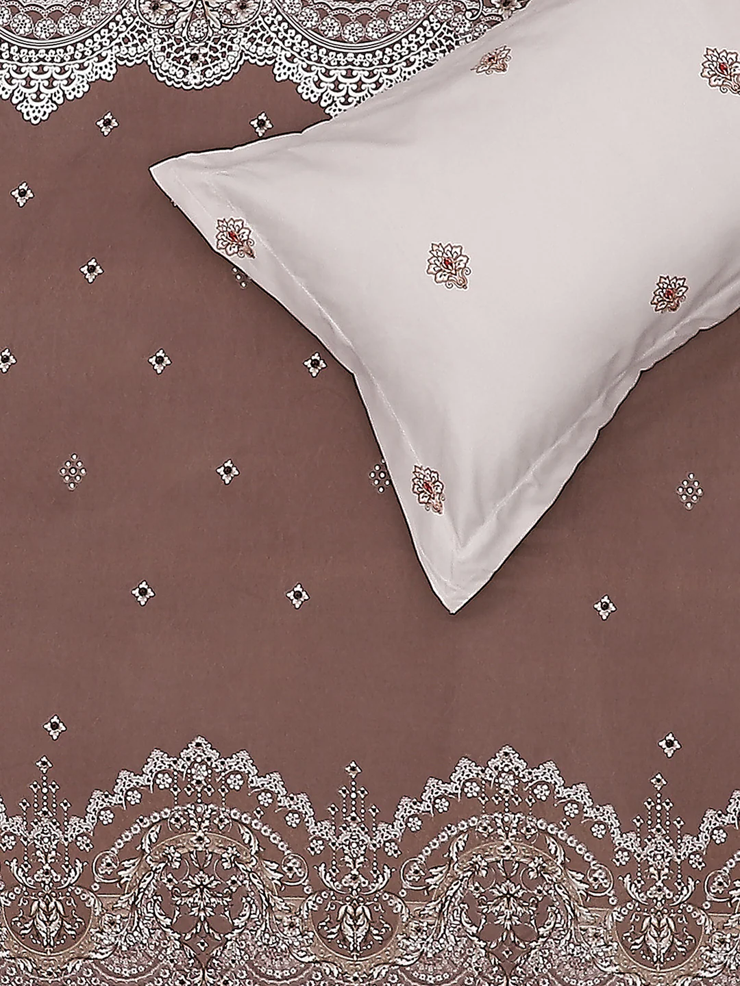 130 GSM Polyester Double Bed Bedsheet with 2 Pillow Covers - Image 6