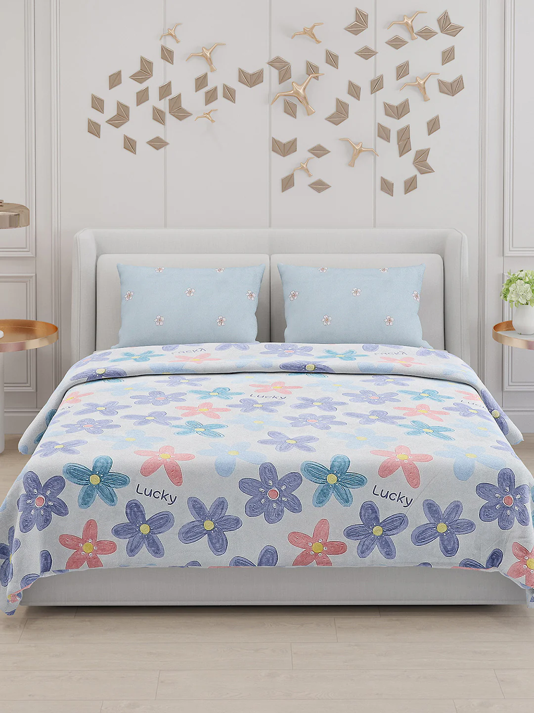 130 GSM Polyester Double Bed Bedsheet with 2 Pillow Covers - Image 3