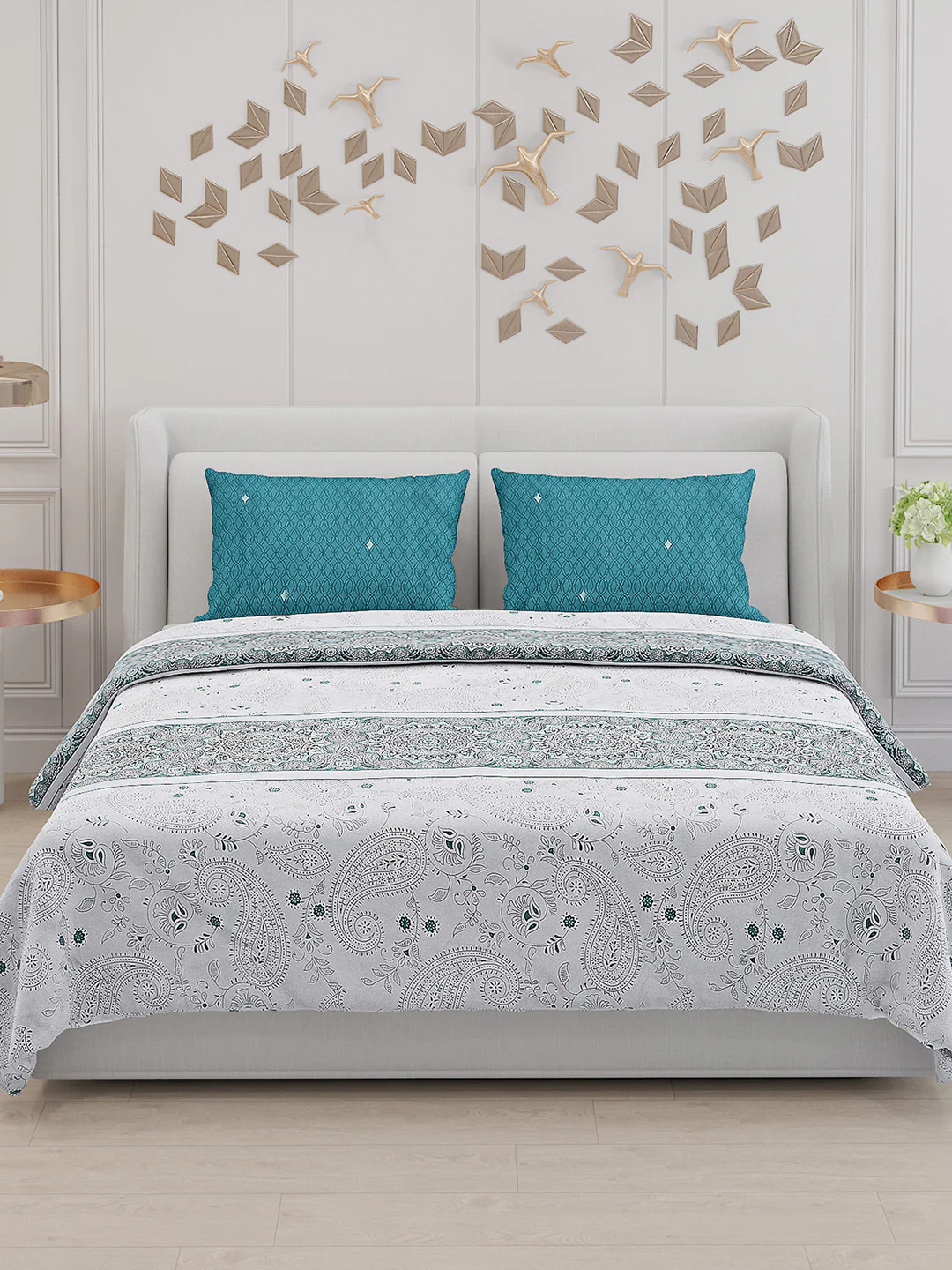 130 GSM Polyester Double Bed Bedsheet with 2 Pillow Covers - Image 3