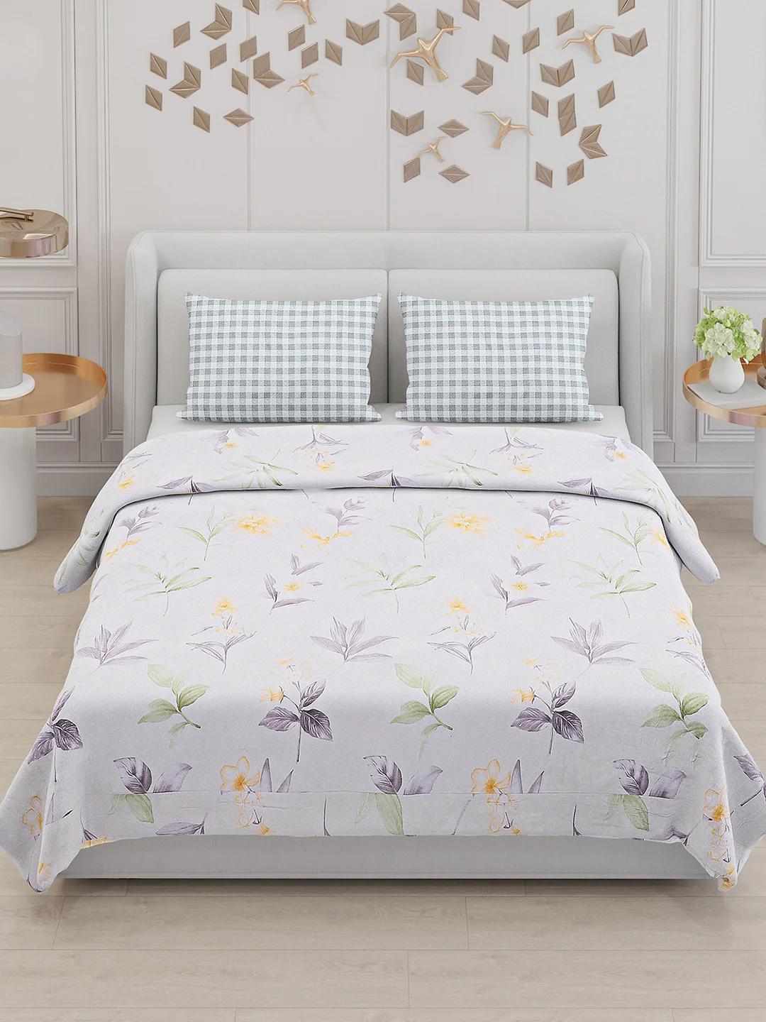 130 GSM Polyester Double Bed Bedsheet with 2 Pillow Covers - Image 2