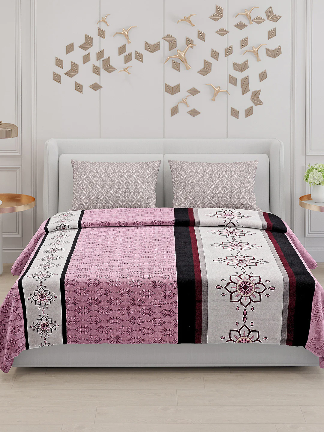 130 GSM Polyester Double Bed Bedsheet with 2 Pillow Covers - Image 3