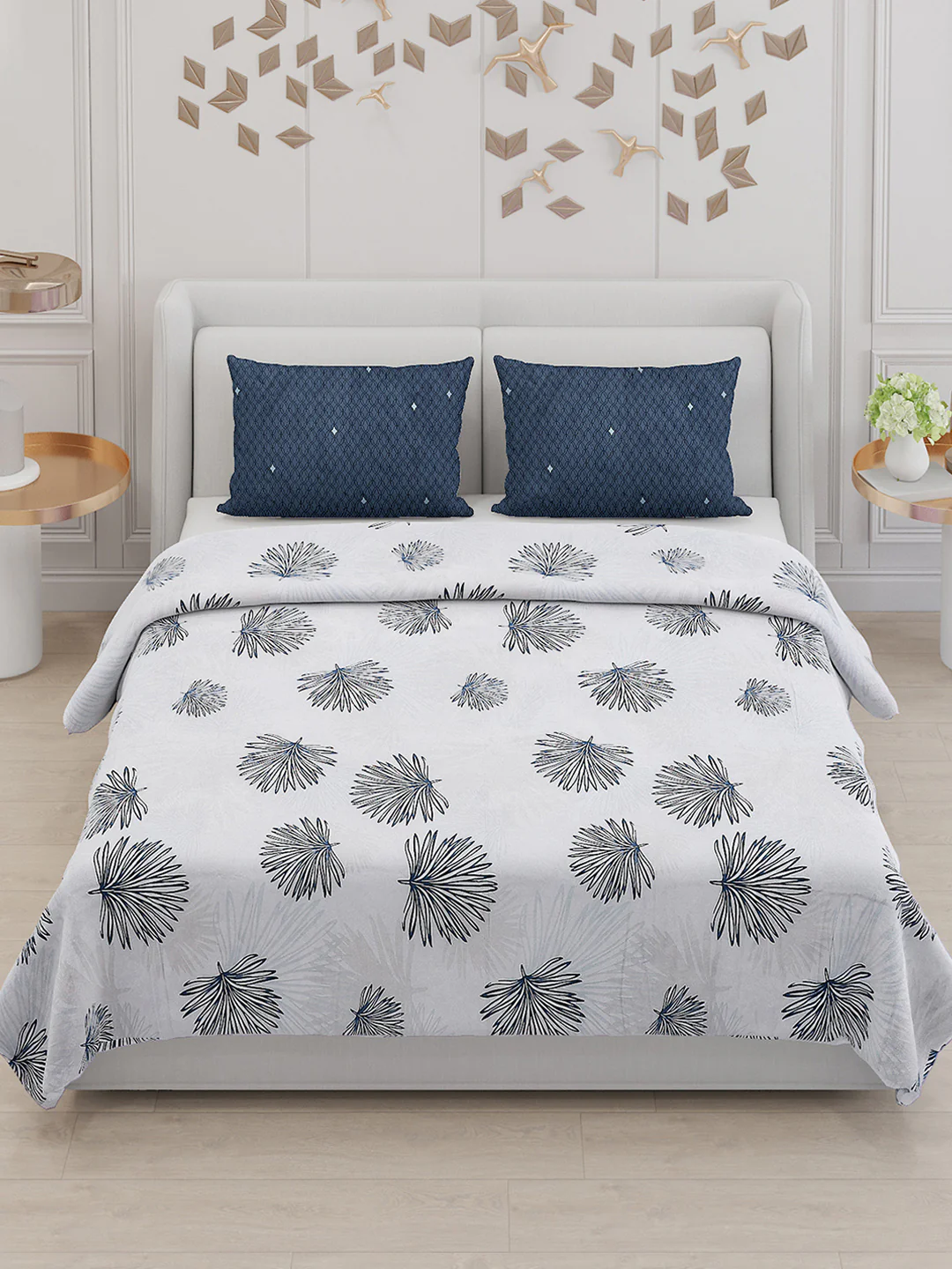 130 GSM Polyester Double Bed Bedsheet with 2 Pillow Covers - Image 2