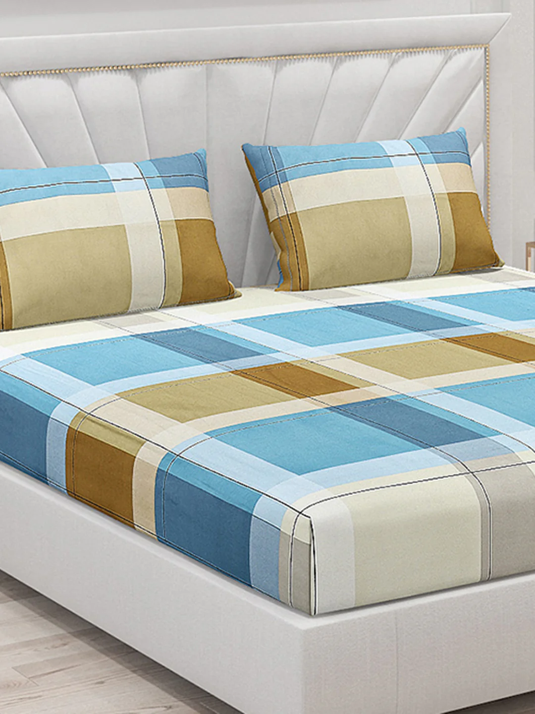 130 GSM Polyester Double Bed Bedsheet with 2 Pillow Covers - Image 5