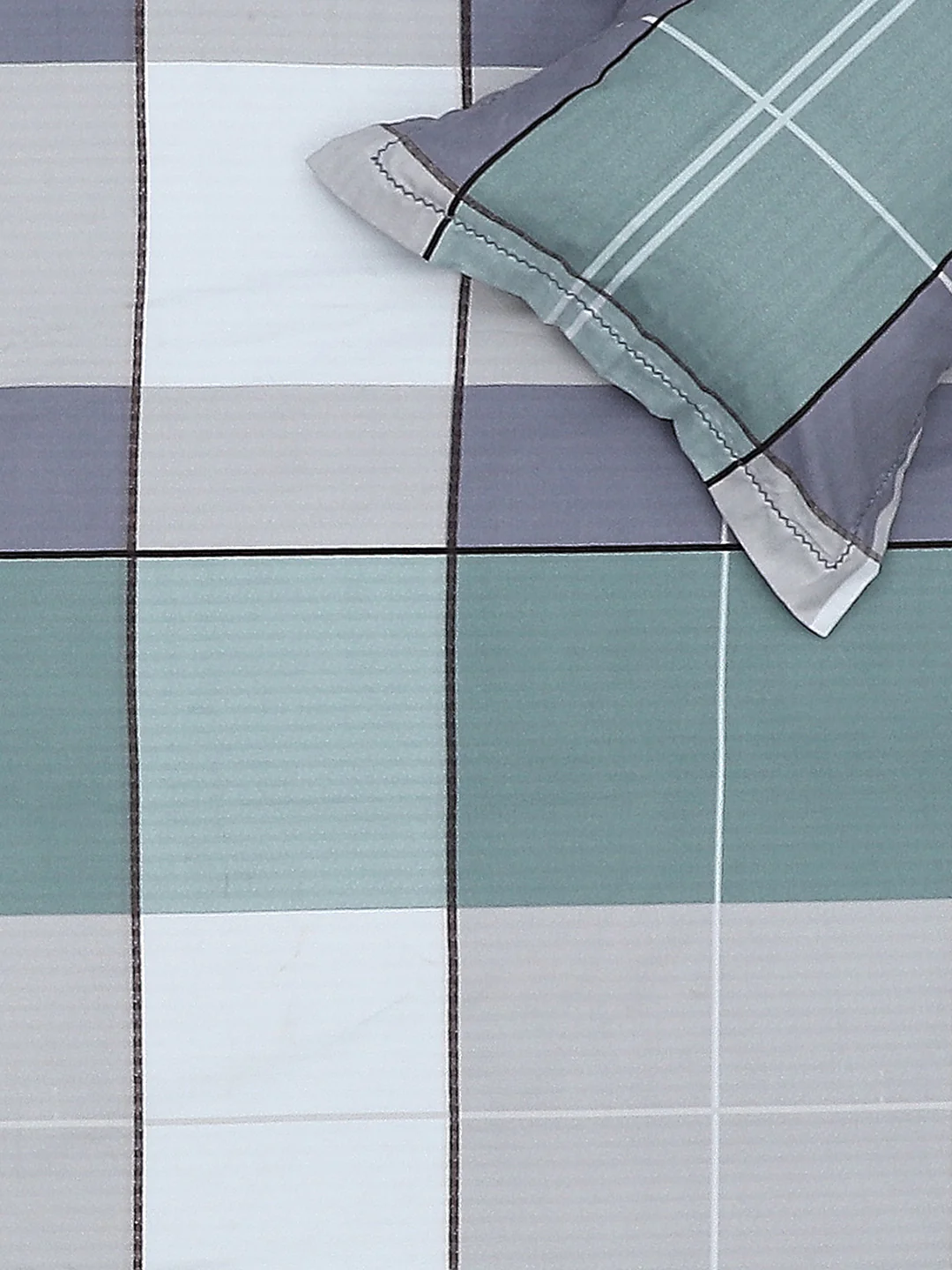 130 GSM Polyester Double Bed Bedsheet with 2 Pillow Covers - Image 6