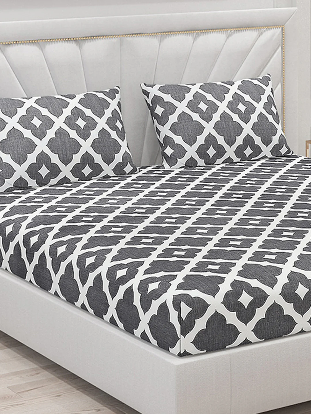 130 GSM Polyester Double Bed Bedsheet with 2 Pillow Covers - Image 5