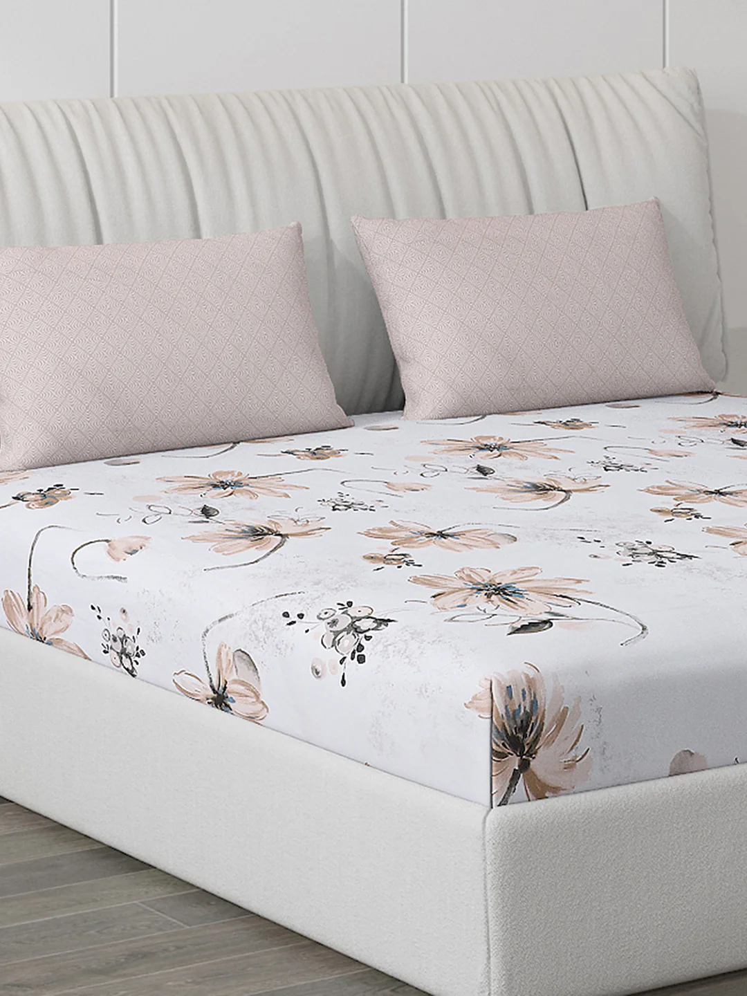 130 GSM Polyester Double Bed Bedsheet with 2 Pillow Covers - Image 5