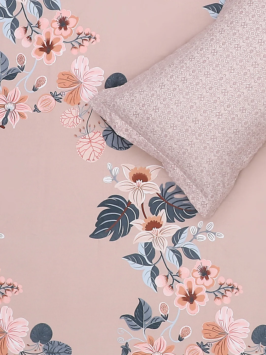 130 GSM Polyester Double Bed Bedsheet with 2 Pillow Covers - Image 6