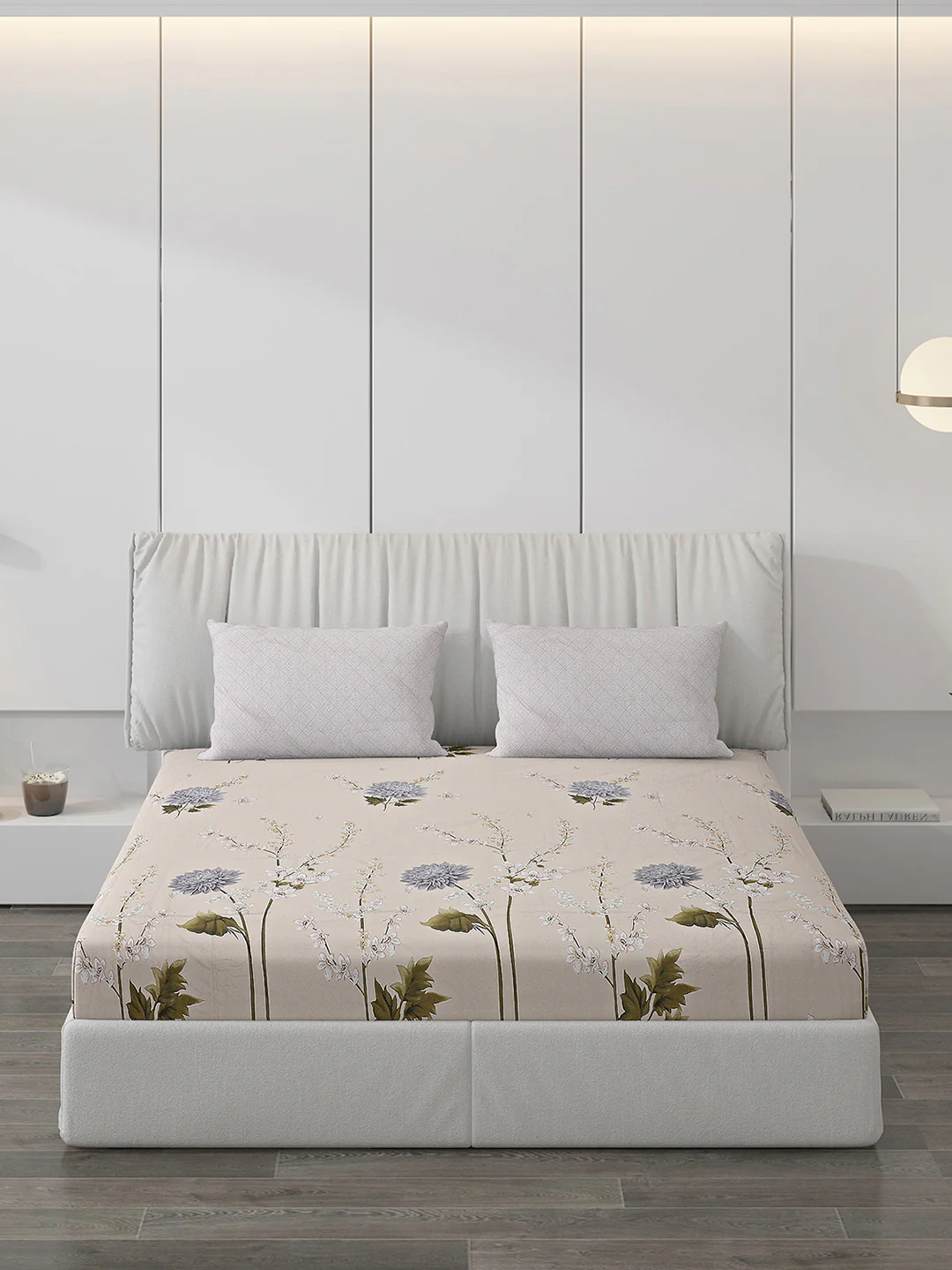 130 GSM Polyester Double Bed Bedsheet with 2 Pillow Covers - Image 3