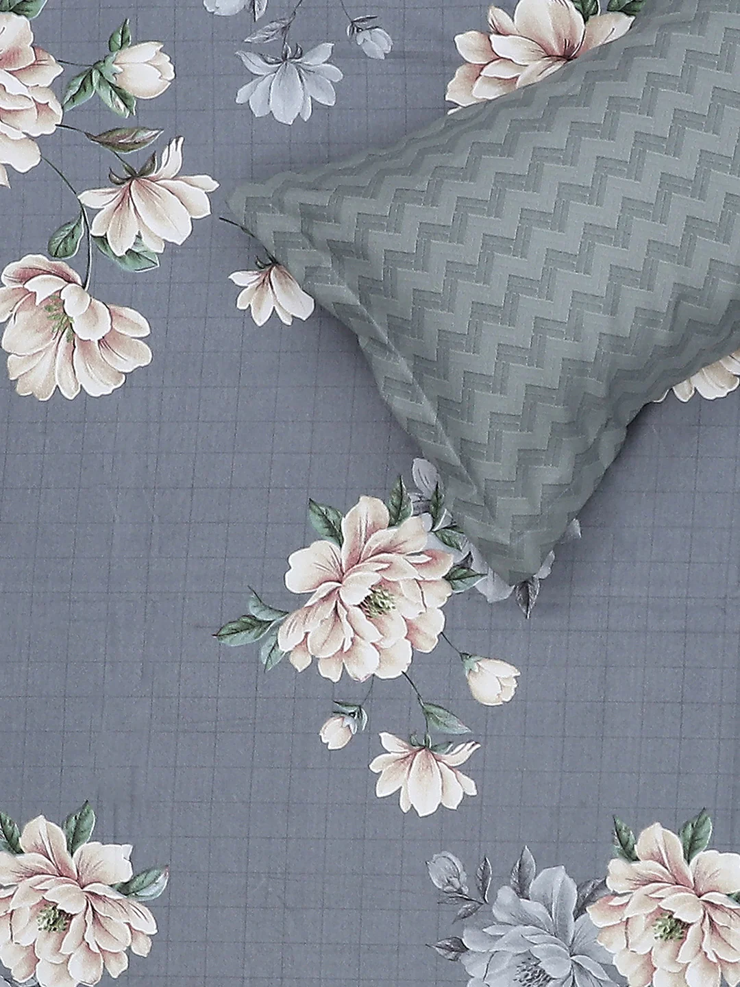 130 GSM Polyester Double Bed Bedsheet with 2 Pillow Covers - Image 6