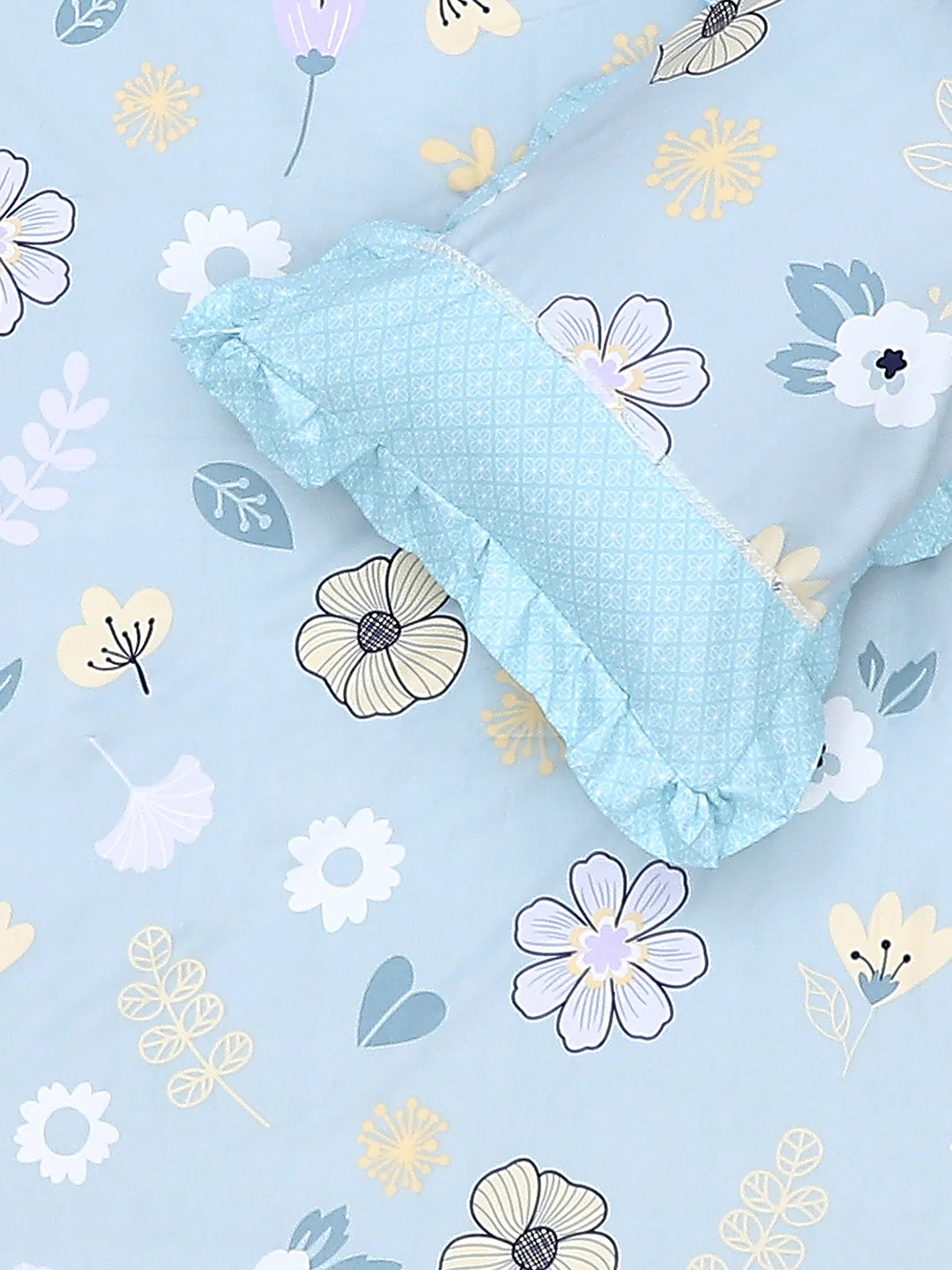 130 GSM Polyester Double Bed Bedsheet with 2 Pillow Covers - Image 6