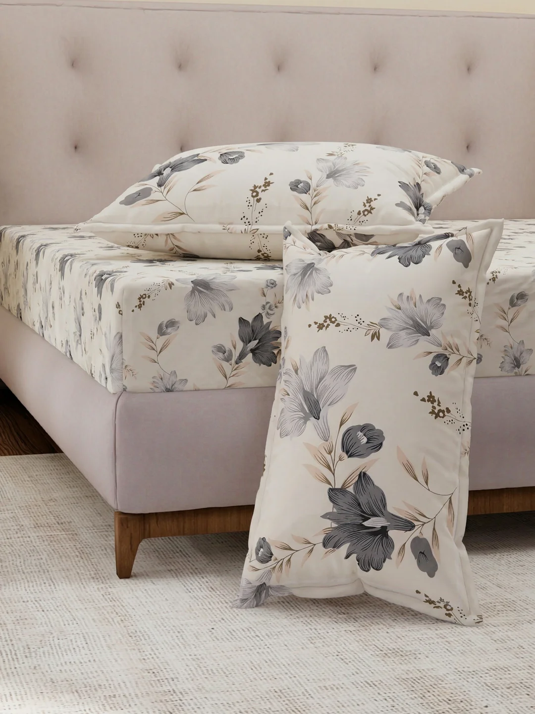 130 GSM Polyester Double Bed Bedsheet with 2 Pillow Covers Fashnik Collection - Image 5