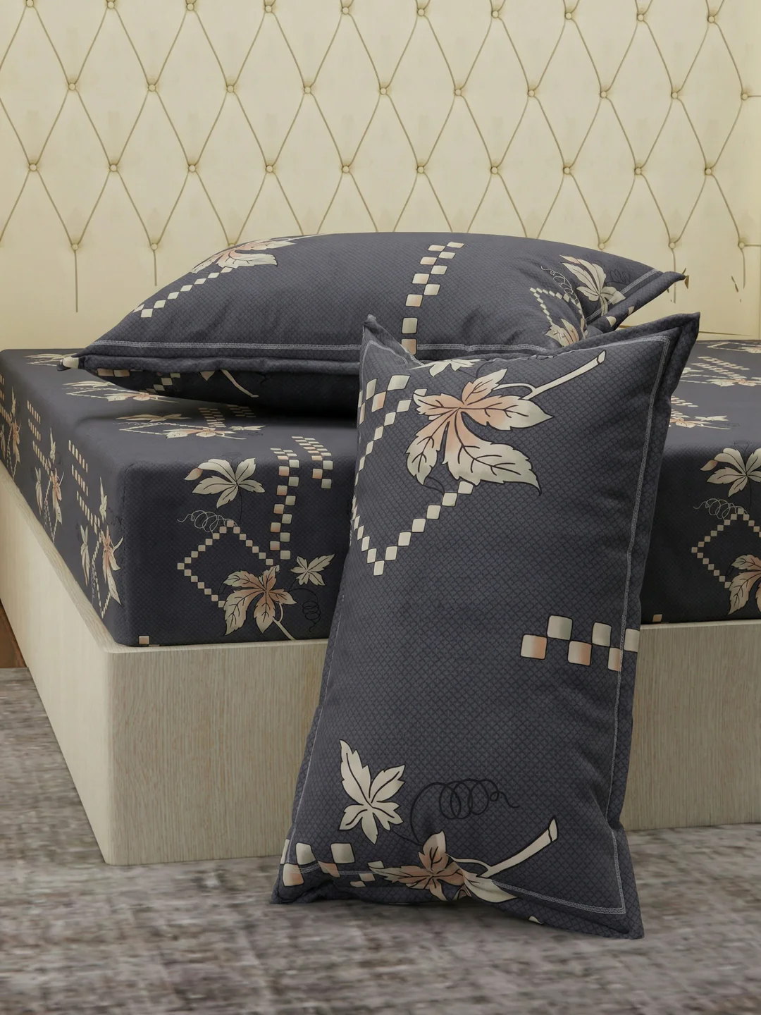 130 GSM Polyester Double Bed Bedsheet with 2 Pillow Covers Fashnik Collection - Image 5