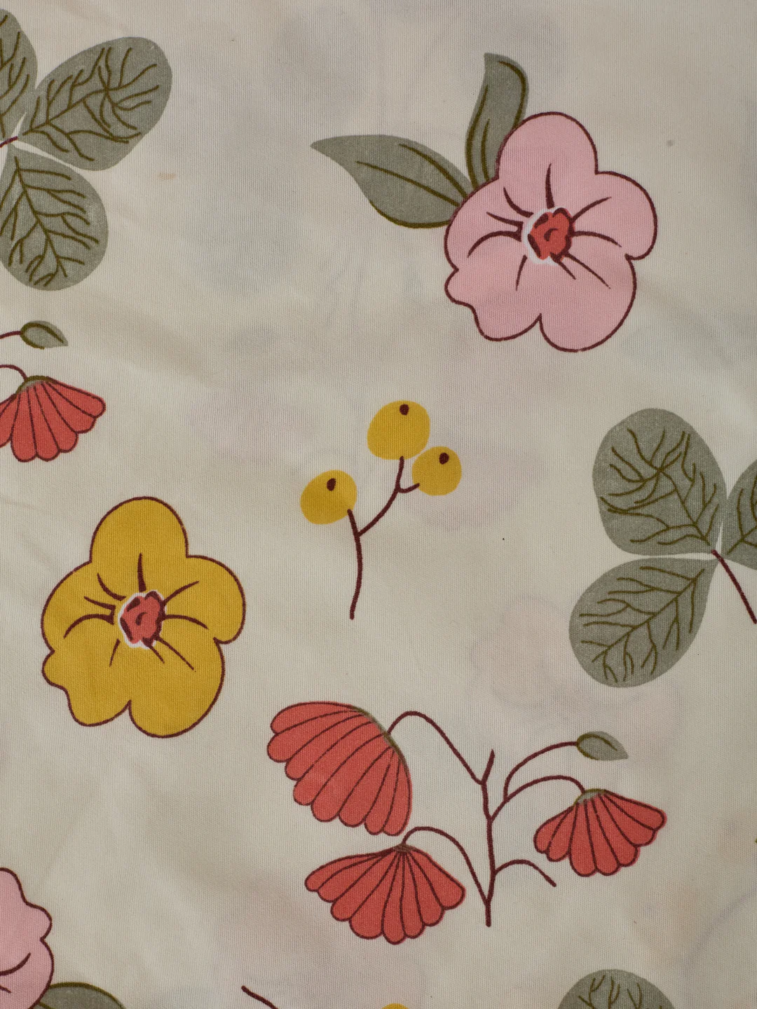 130 GSM Polyester Double Bed Bedsheet with 2 Pillow Covers Fashnik Collection - Image 7
