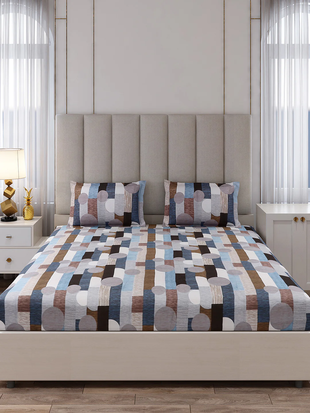 130 GSM Polyester King Size 1 Bedsheet with 2 Pillow Covers (Royal King) - Image 4