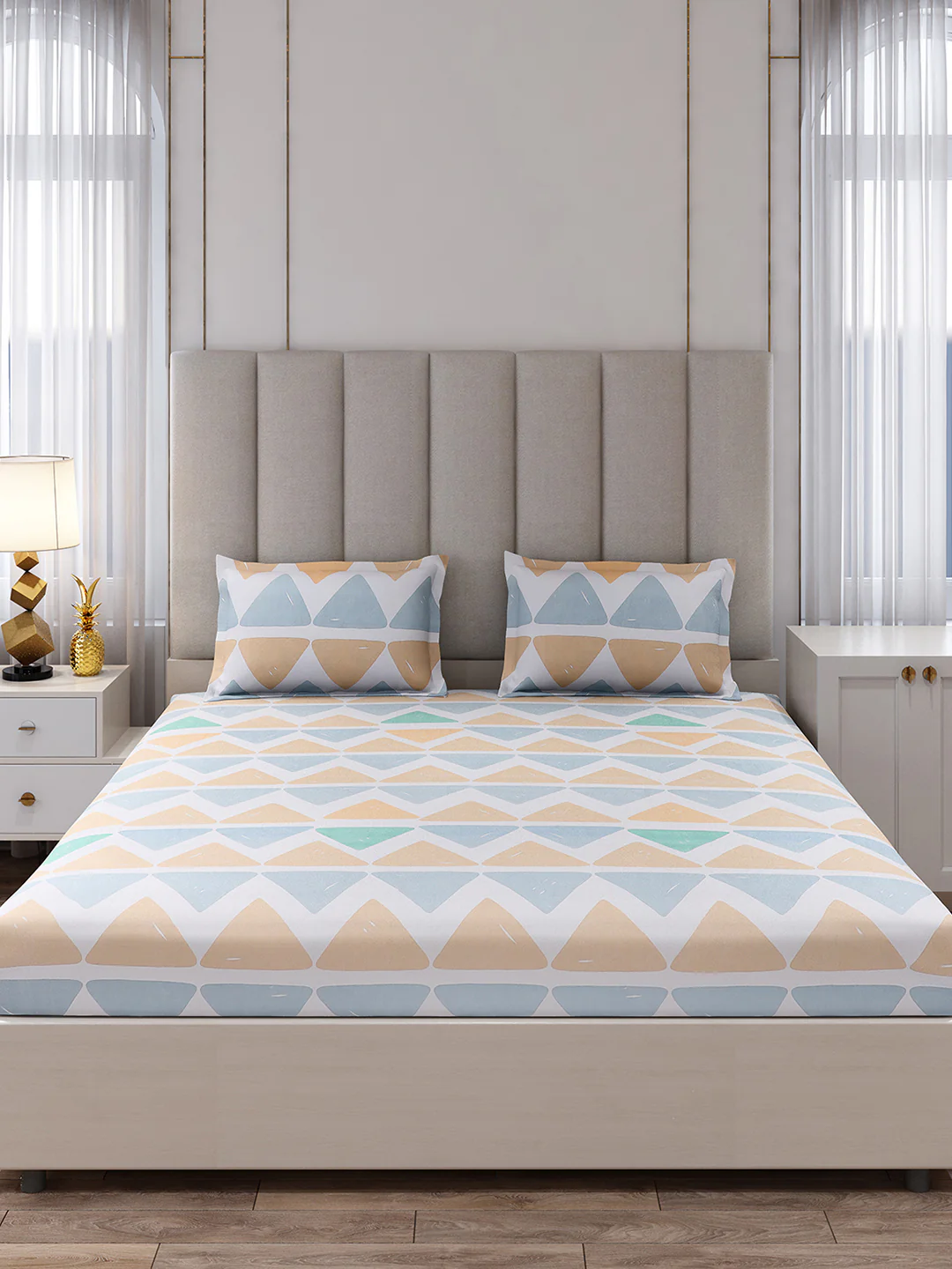 130 GSM Polyester King Size 1 Bedsheet with 2 Pillow Covers (Royal King) - Image 4