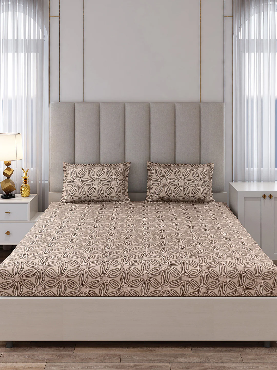 130 GSM Polyester King Size 1 Bedsheet with 2 Pillow Covers (Royal King) - Image 4