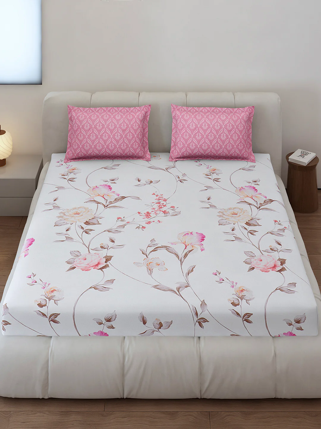 130 GSM Polyester King Size 1 Bedsheet with 2 Pillow Covers (Stanley) - Image 2