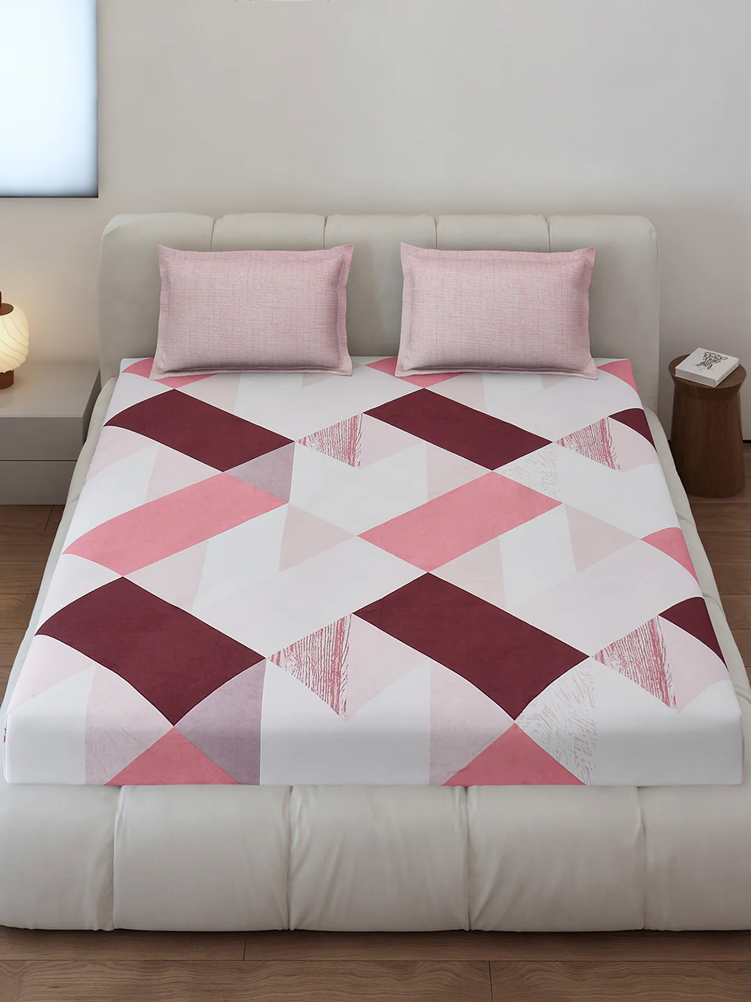 130 GSM Polyester King Size 1 Bedsheet with 2 Pillow Covers (Stanley) - Image 2