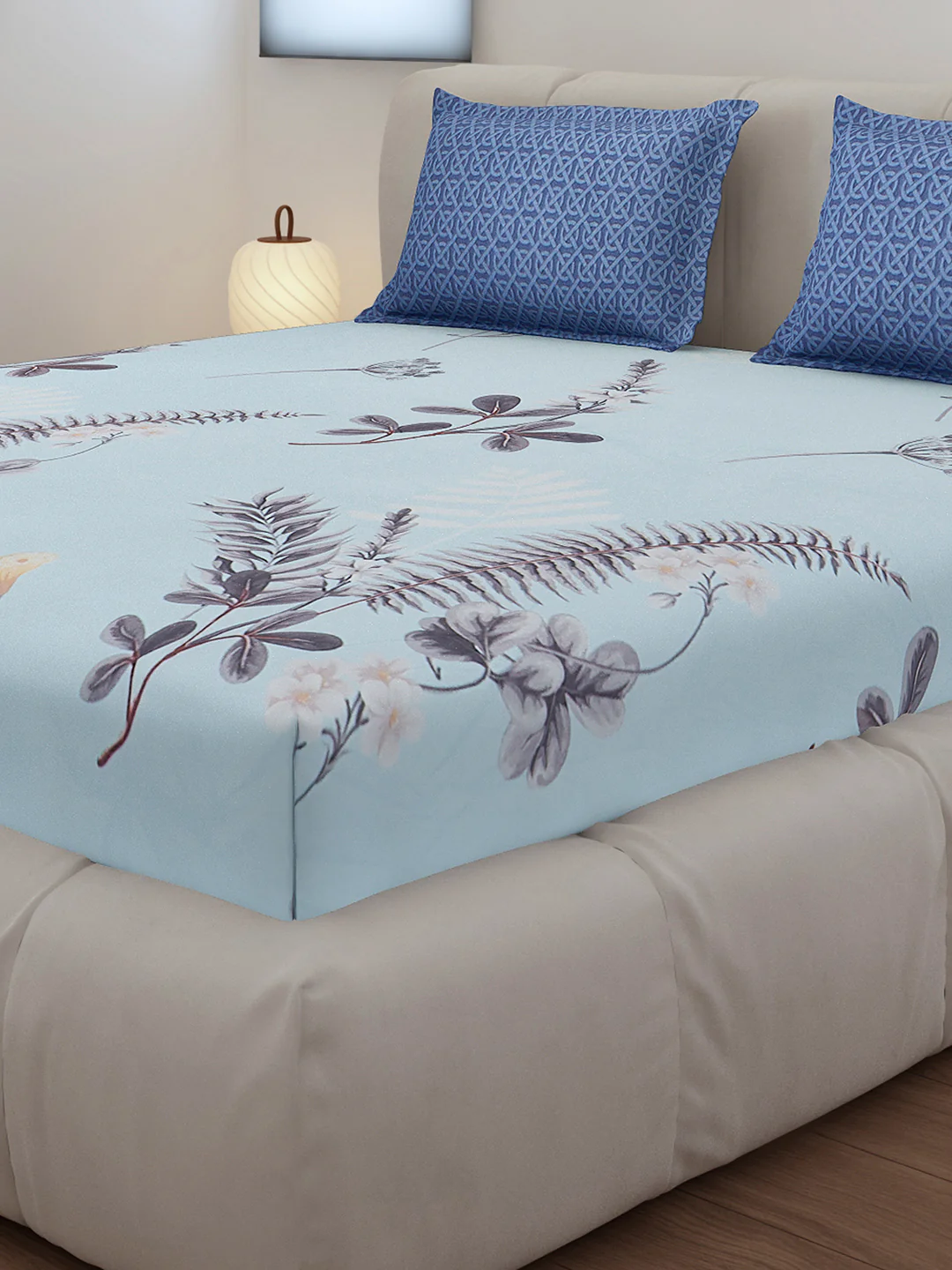 130 GSM Polyester King Size 1 Bedsheet with 2 Pillow Covers (Stanley) - Image 4