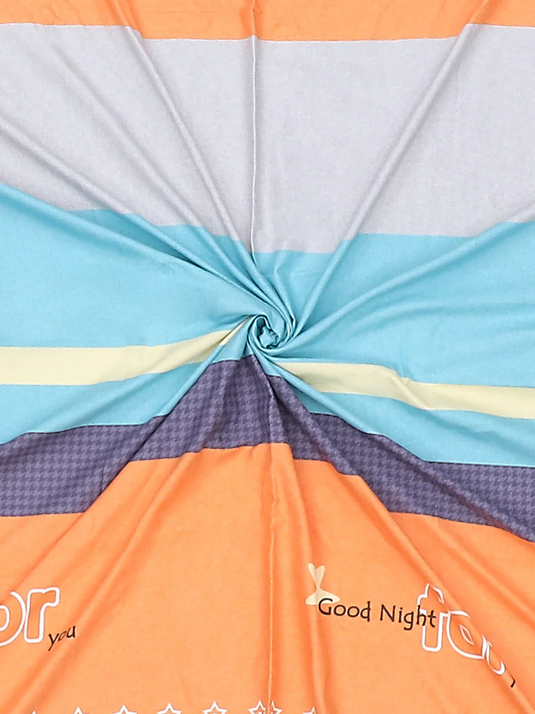 140 GSM Polyester Double Bed Bedsheet with 2 Pillow Covers - Image 9