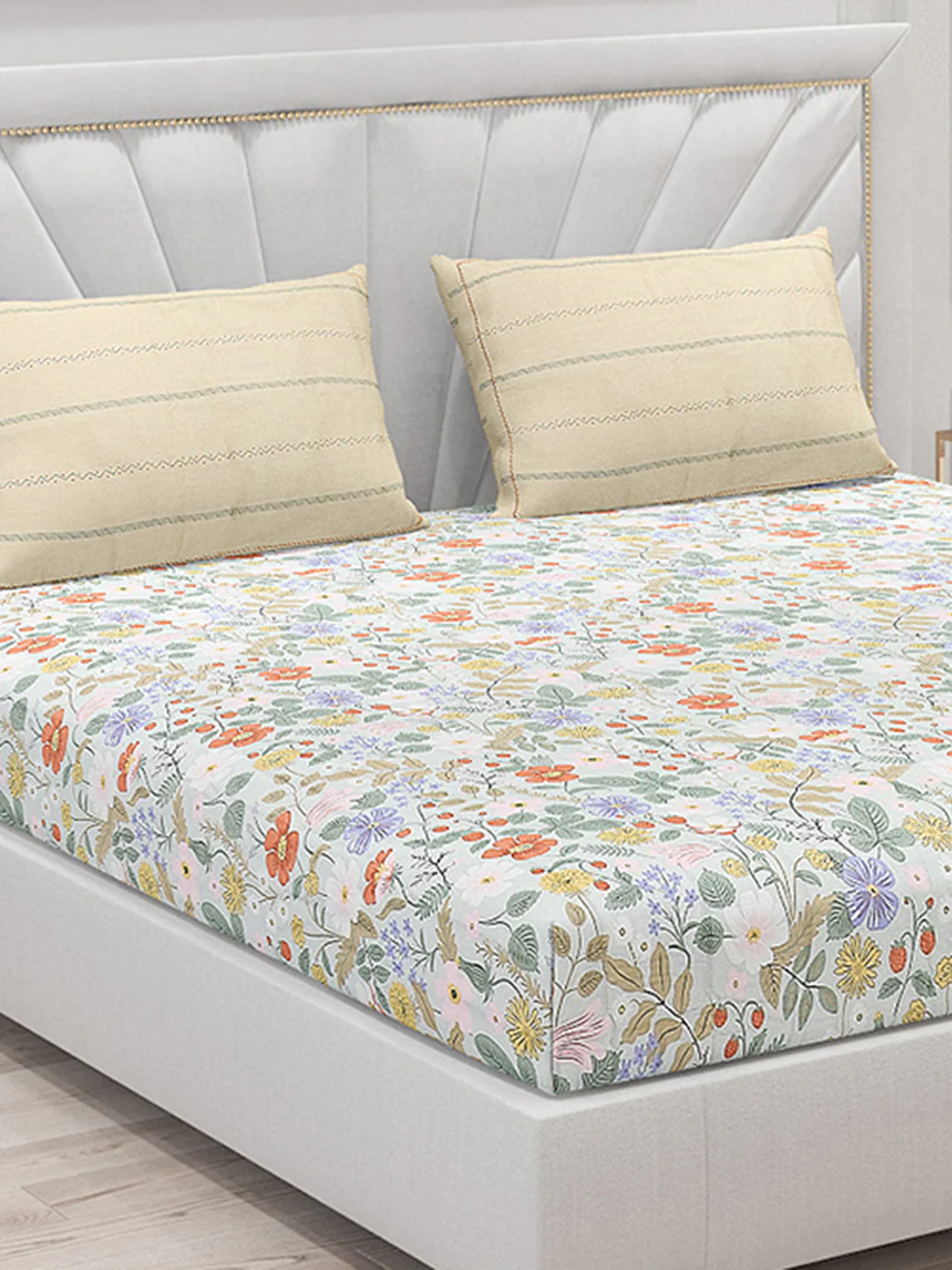 200 TC Cotton Double Bed Bedsheet with 2 Pillow Covers - Image 5