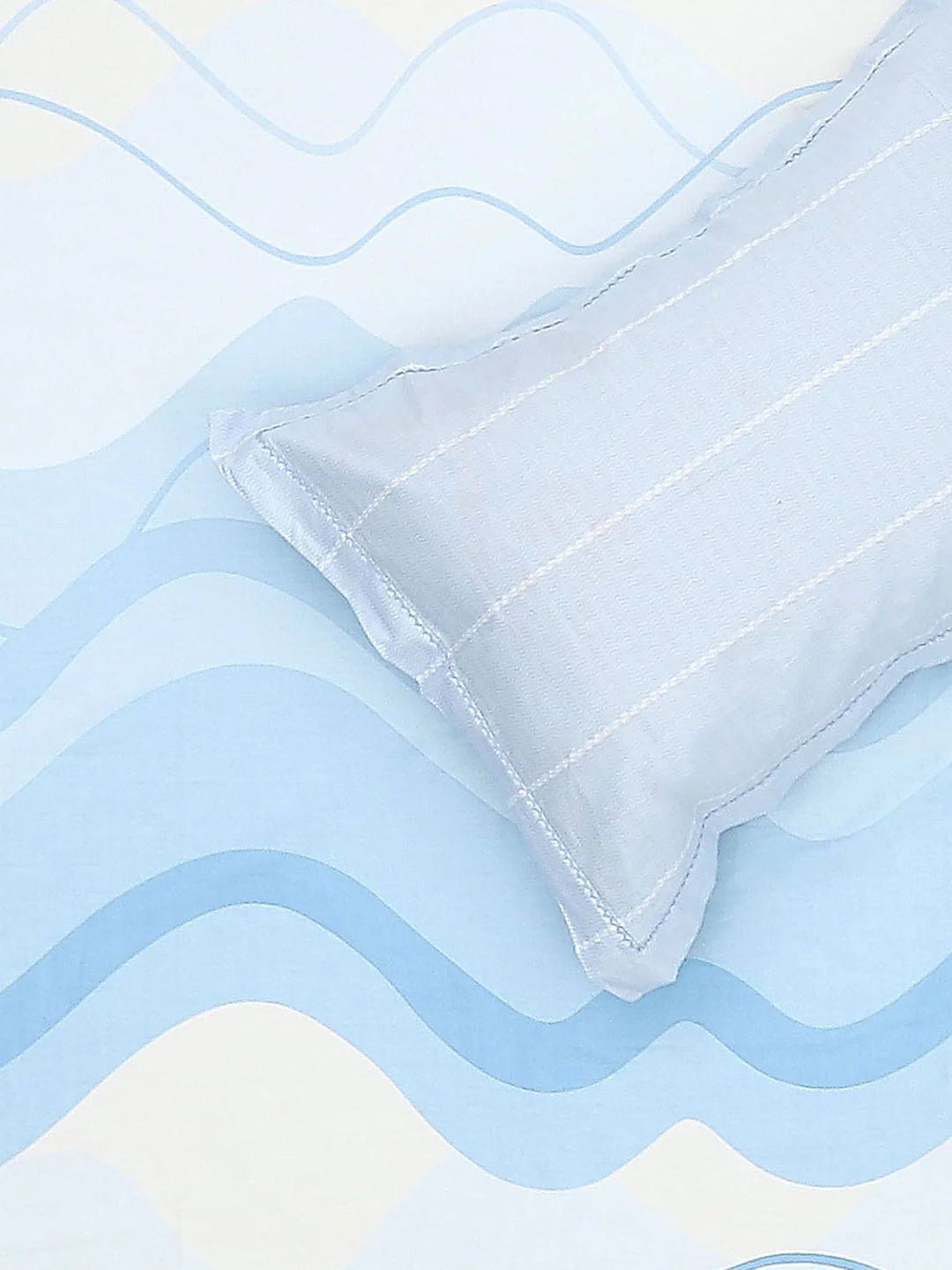 200 TC Cotton Double Bed Bedsheet with 2 Pillow Covers - Image 6