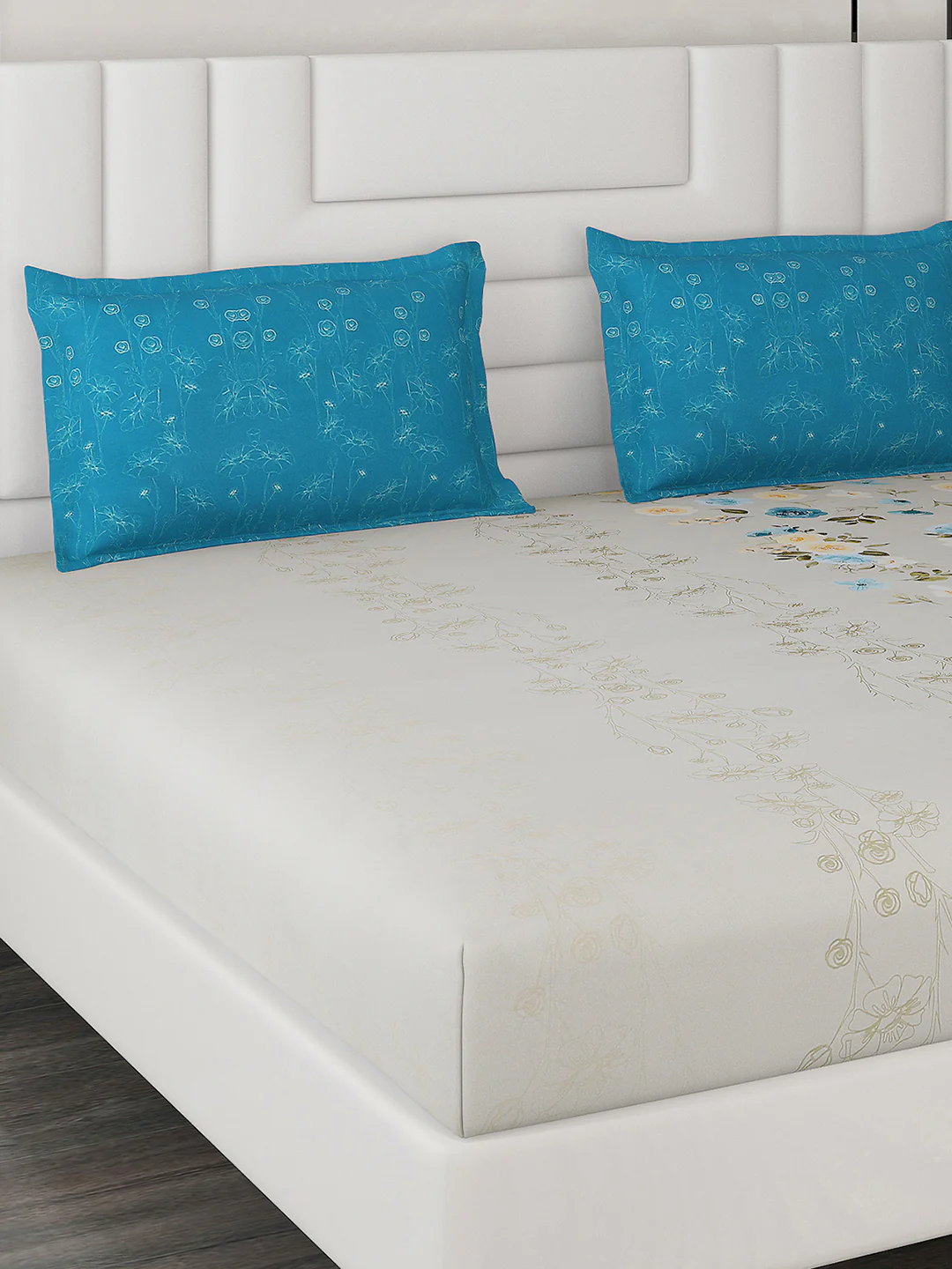 300 TC Cotton Double Bedsheet with 2 Pillow Covers - Image 4