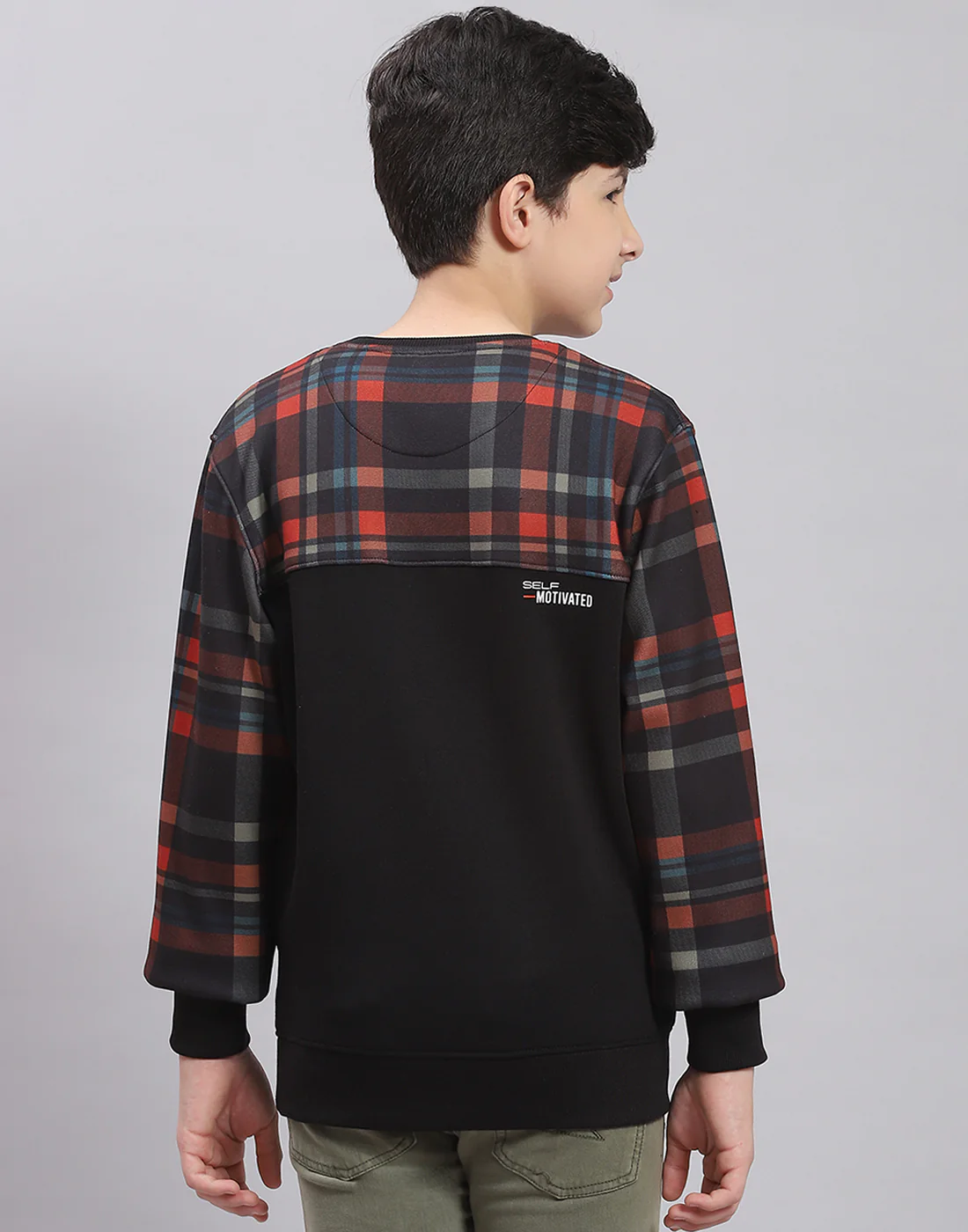 Boys Black Check Round Neck Full Sleeve Sweatshirt - Image 6