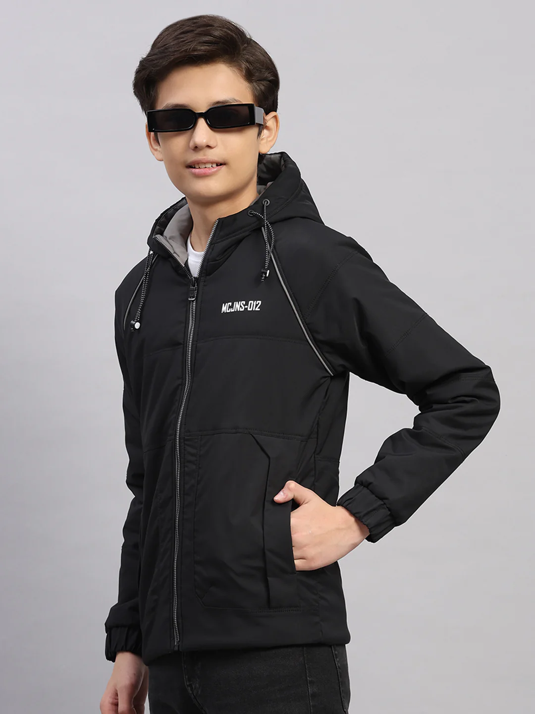 Boys Black Printed Hooded Full Sleeve Jacket - Image 3