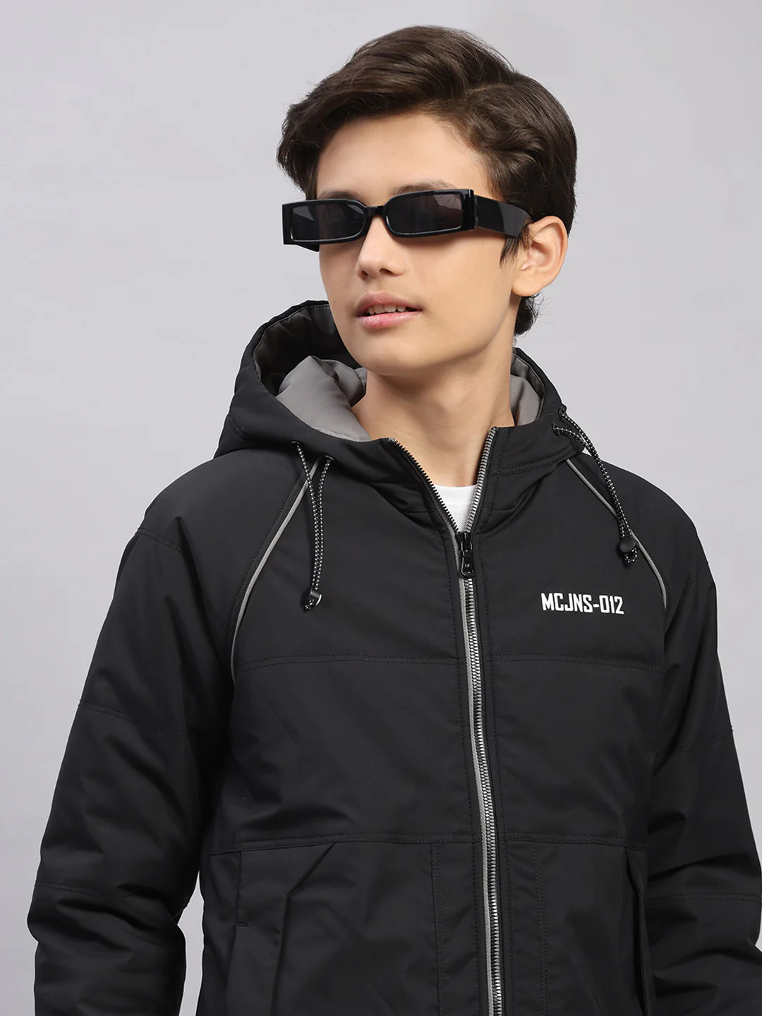 Boys Black Printed Hooded Full Sleeve Jacket - Image 7