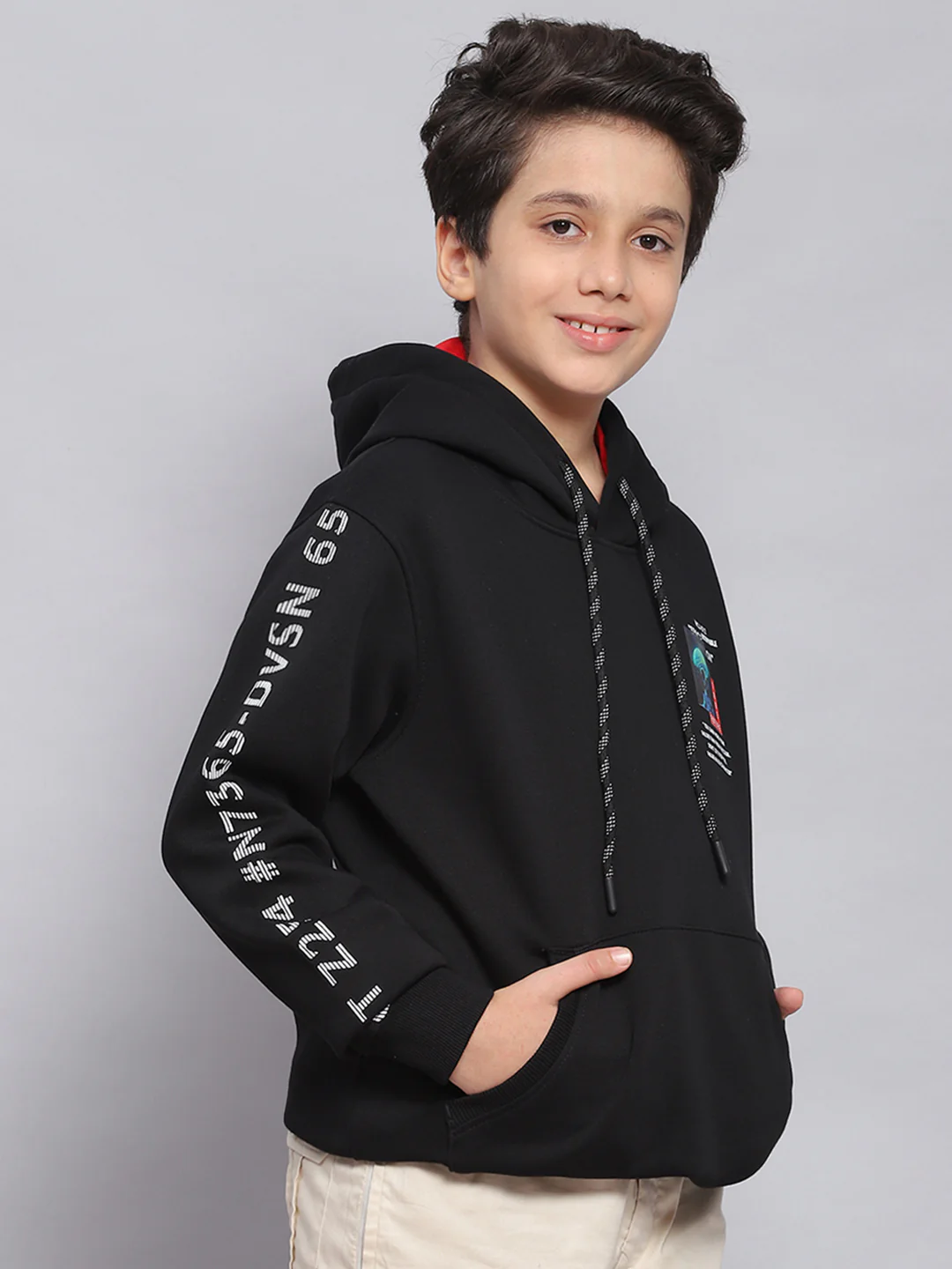 Boys Black Printed Hooded Full Sleeve Sweatshirt - Image 4