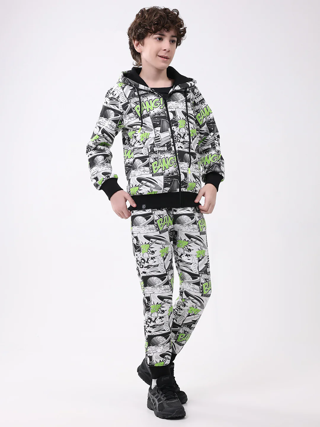 Boys Black Printed Hooded Full Sleeve Winter Tracksuit - Image 4