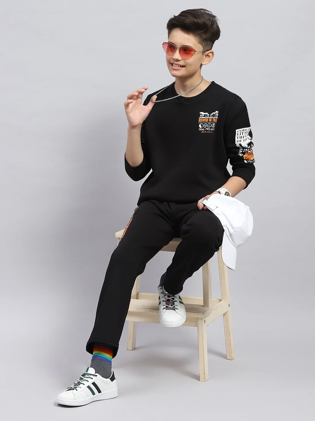 Boys Black Printed Round Neck Full Sleeve Tracksuit - Image 2