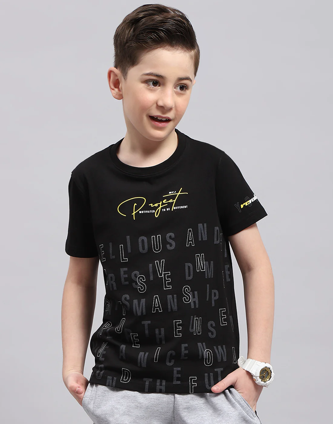 Boys Black Printed Round Neck Half Sleeve T-Shirt - Image 2