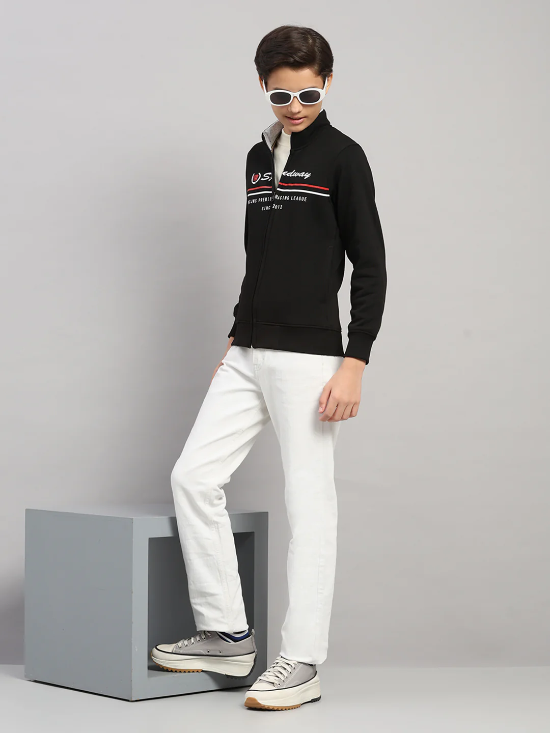 Boys Black Printed Turtle Neck Full Sleeve Sweatshirt - Image 2