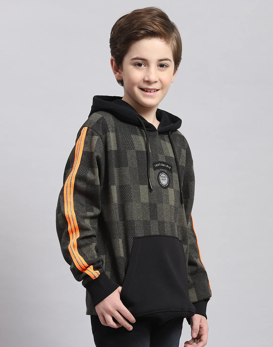 Boys Black Self Design Hooded Full Sleeve Sweatshirt - Image 4