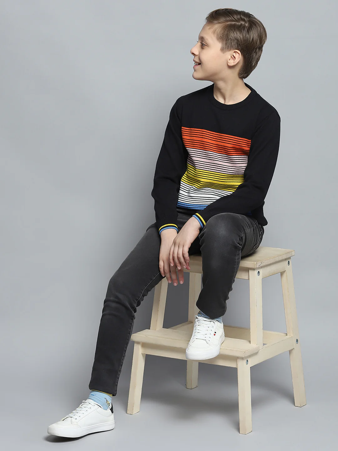 Boys Black Self Design Round Neck Full Sleeve Pullover - Image 2