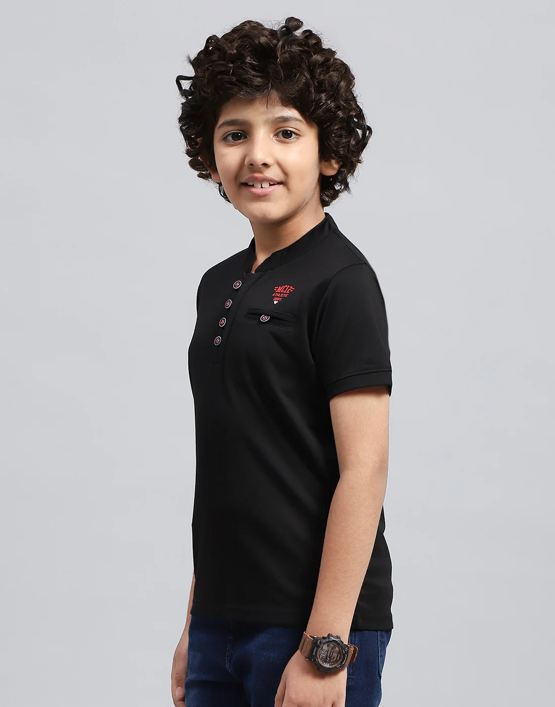 Boys Black Solid Mandarin Neck Half Sleeve T-Shirt - Image 4