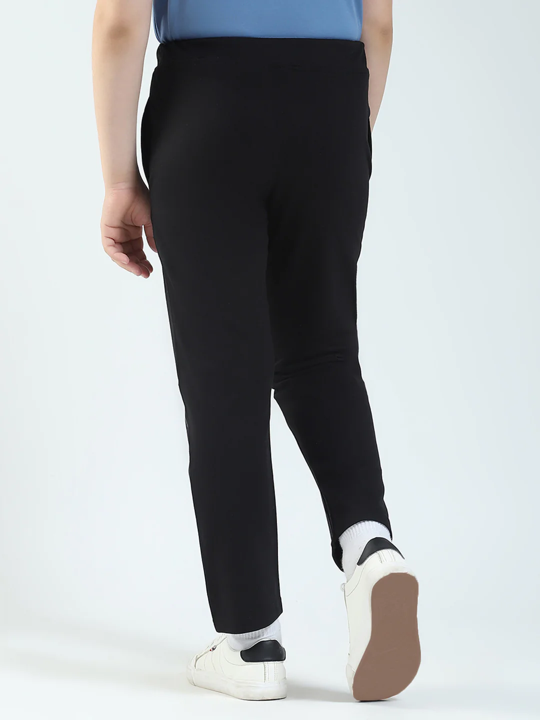 Boys Black Solid Regular Fit Lower - Image 5