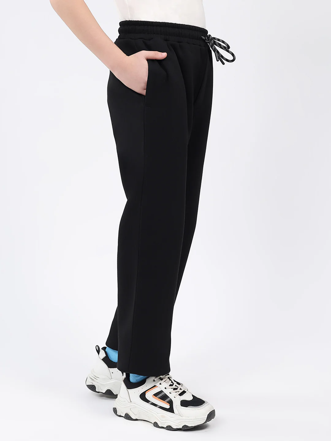 Boys Black Solid Regular Fit Lower - Image 4