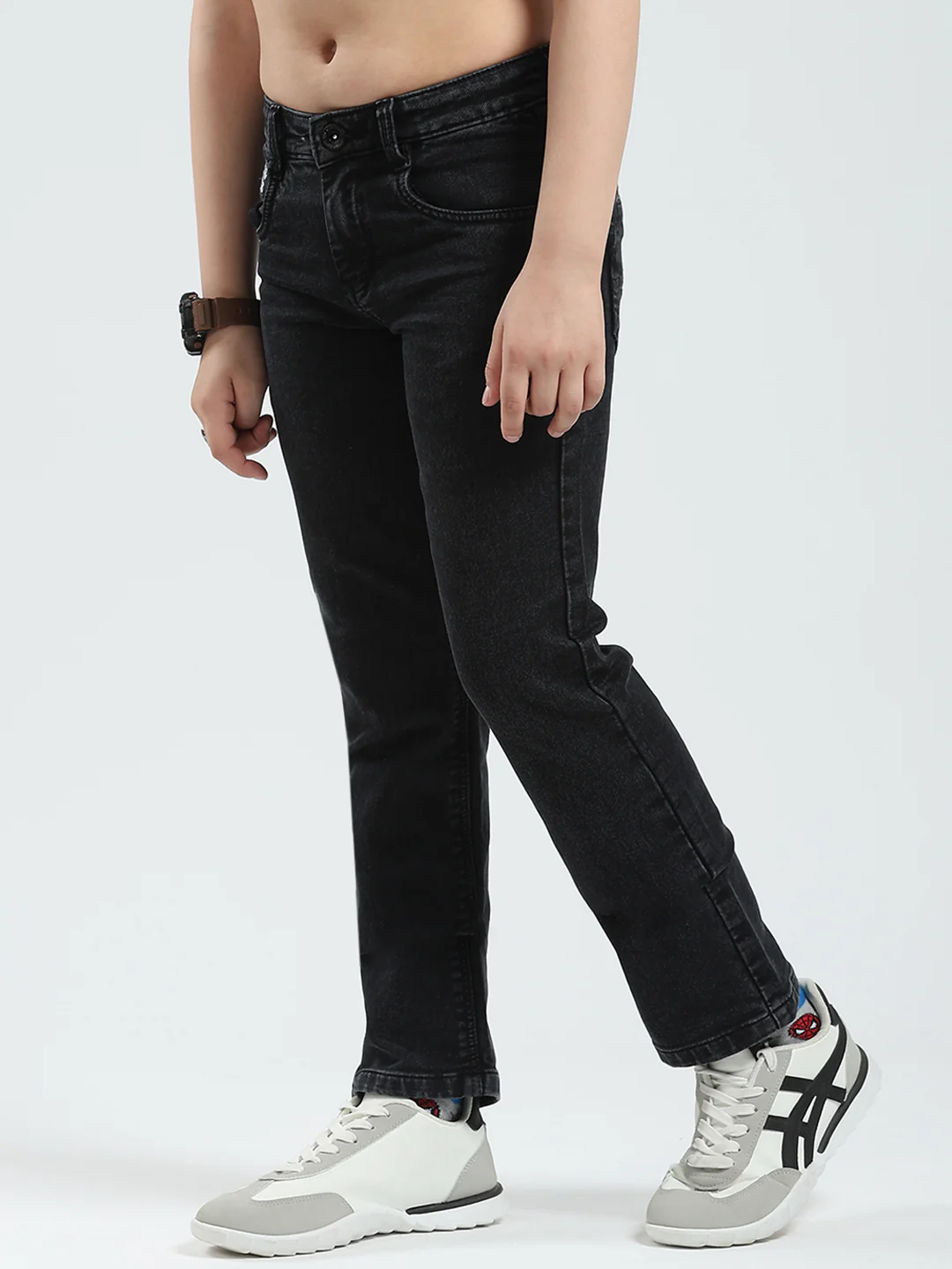 Boys Black Solid Straight Fit Denim - Image 3