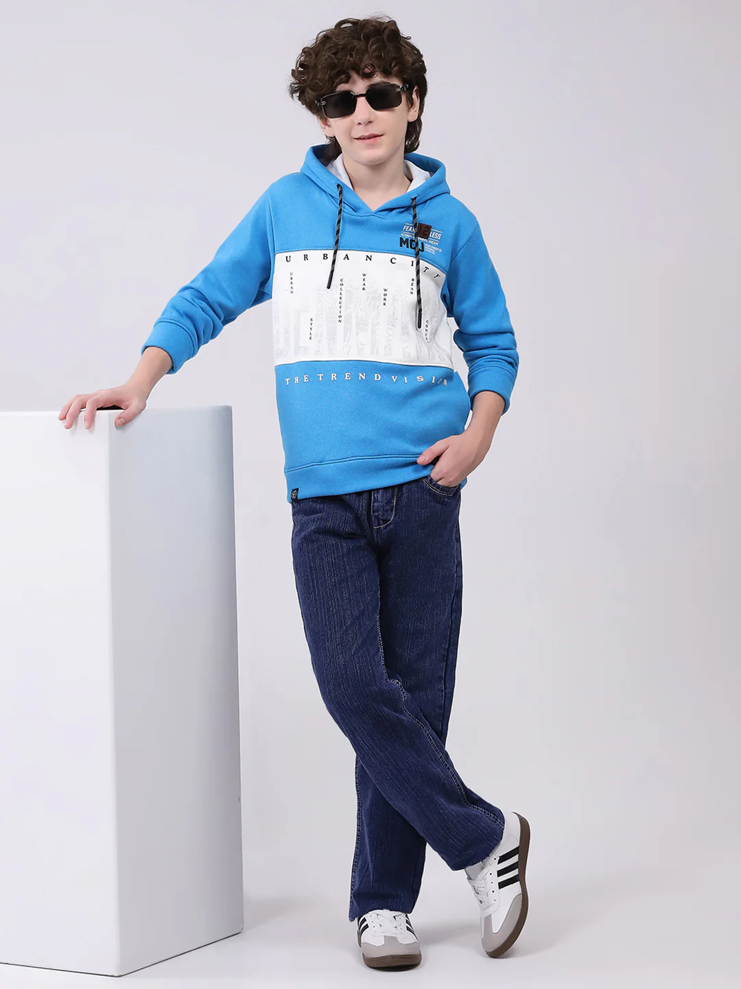 Boys Blue Printed Hooded Full Sleeve Sweatshirt - Image 2