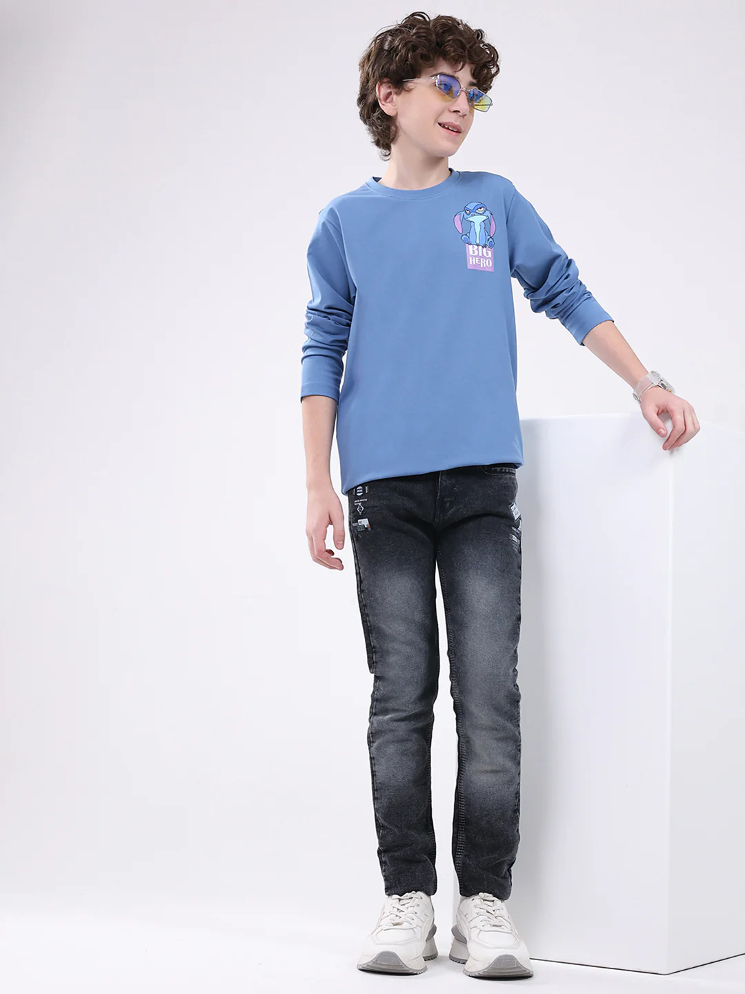 Boys Blue Printed Round Neck Full Sleeve Winter T-Shirt - Image 2