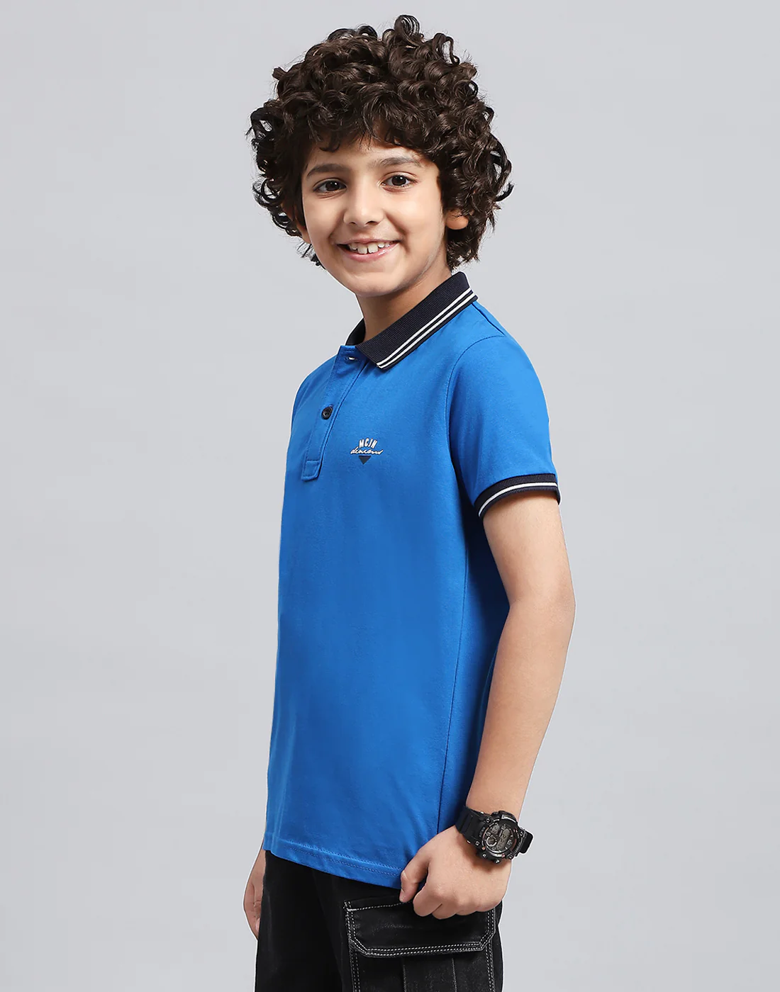 Boys Blue Solid Polo Collar Half Sleeve T-Shirt - Image 3