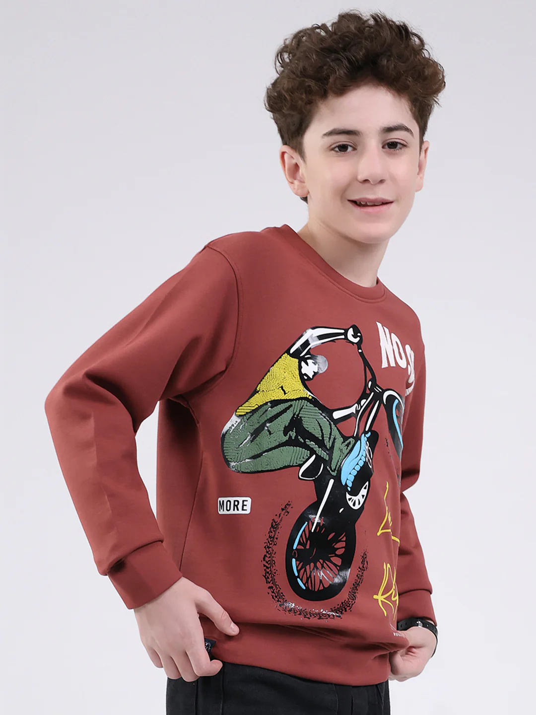 Boys Brown Printed Round Neck Full Sleeve Sweatshirt - Image 4