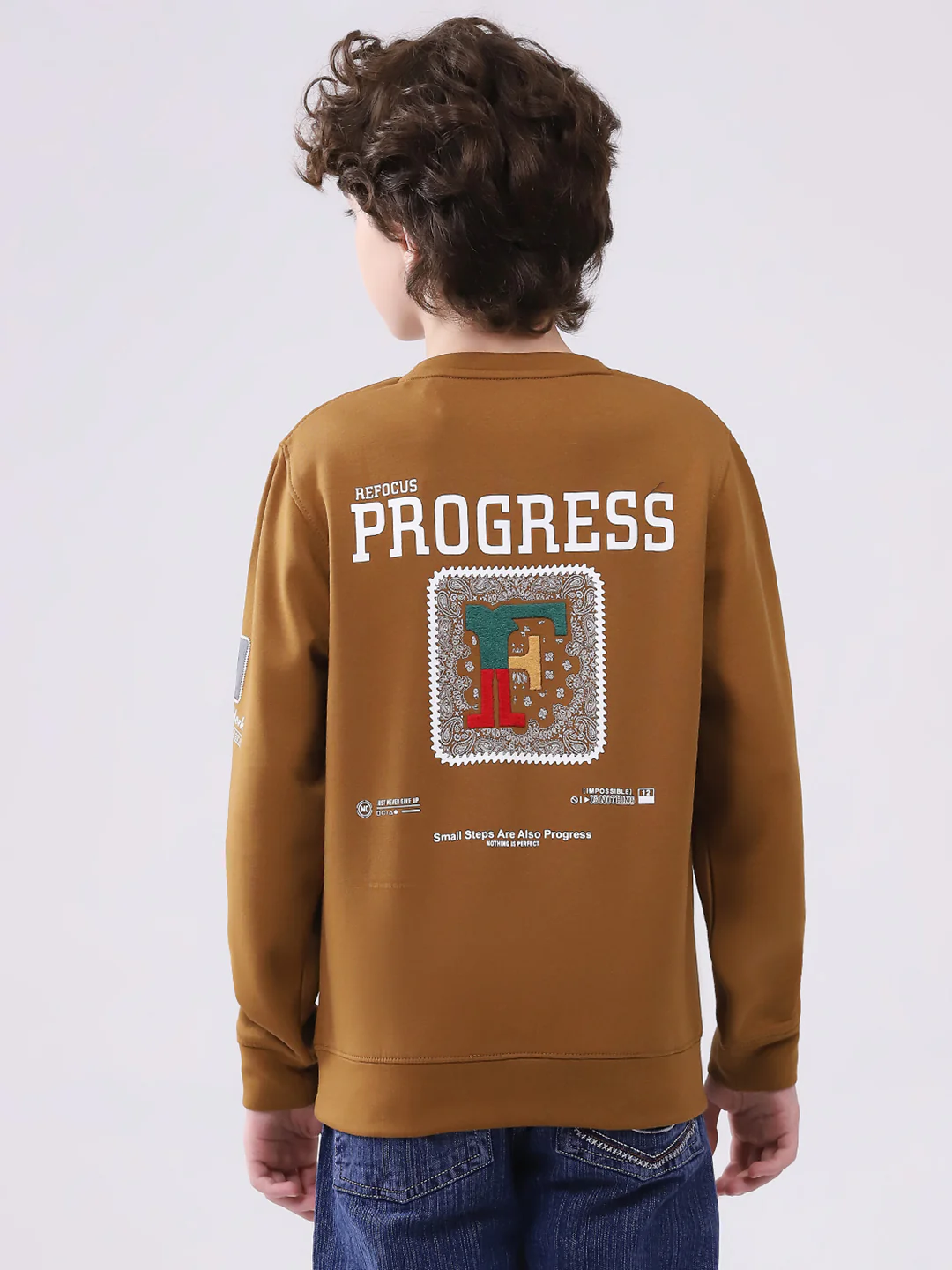 Boys Brown Printed Round Neck Full Sleeve Sweatshirt - Image 5