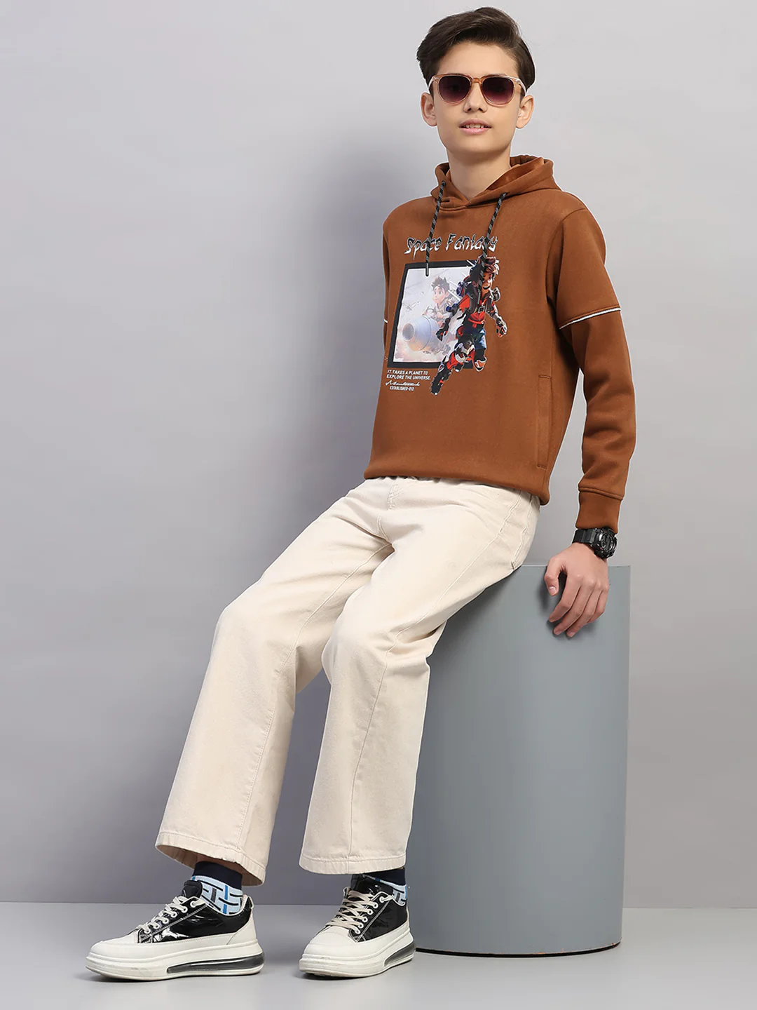 Boys Brown Printed Round Neck Full Sleeve Sweatshirt - Image 2