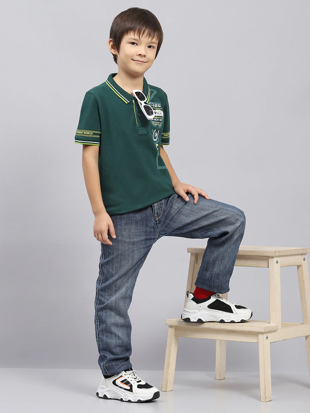 Boys Green Printed Collar Half Sleeve T-Shirt - Image 2